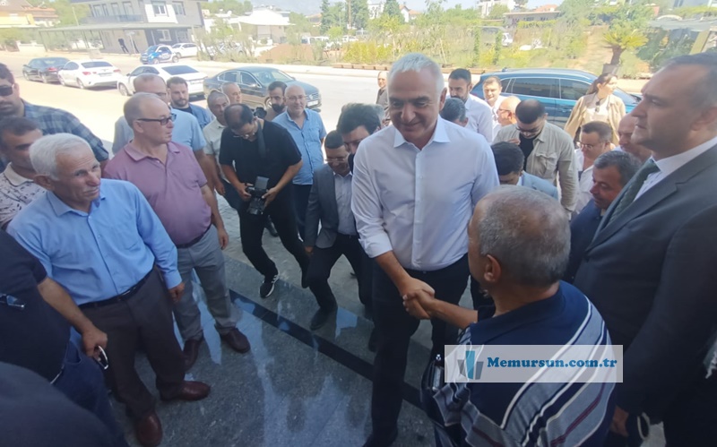 Kültür ve Turizm Bakanı Mehmet Nuri Ersoy Antalya’da Kepez, Konyaaltı ve Döşemealtı Muhtarları ile Toplantılar Yaptı